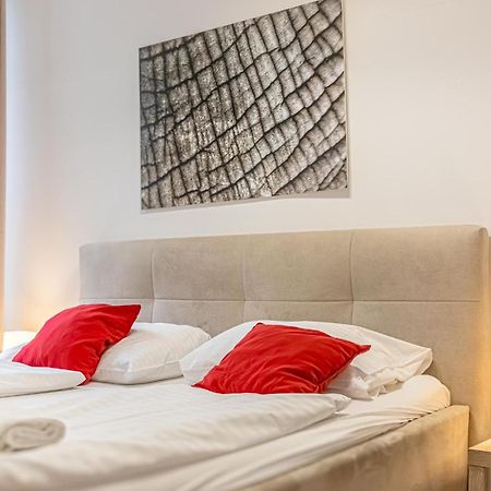 Modern 1Br Apart- Suitable For Longstays Вена Экстерьер фото