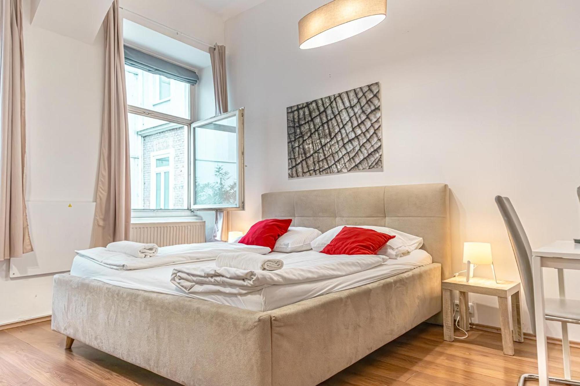 Modern 1Br Apart- Suitable For Longstays Вена Экстерьер фото