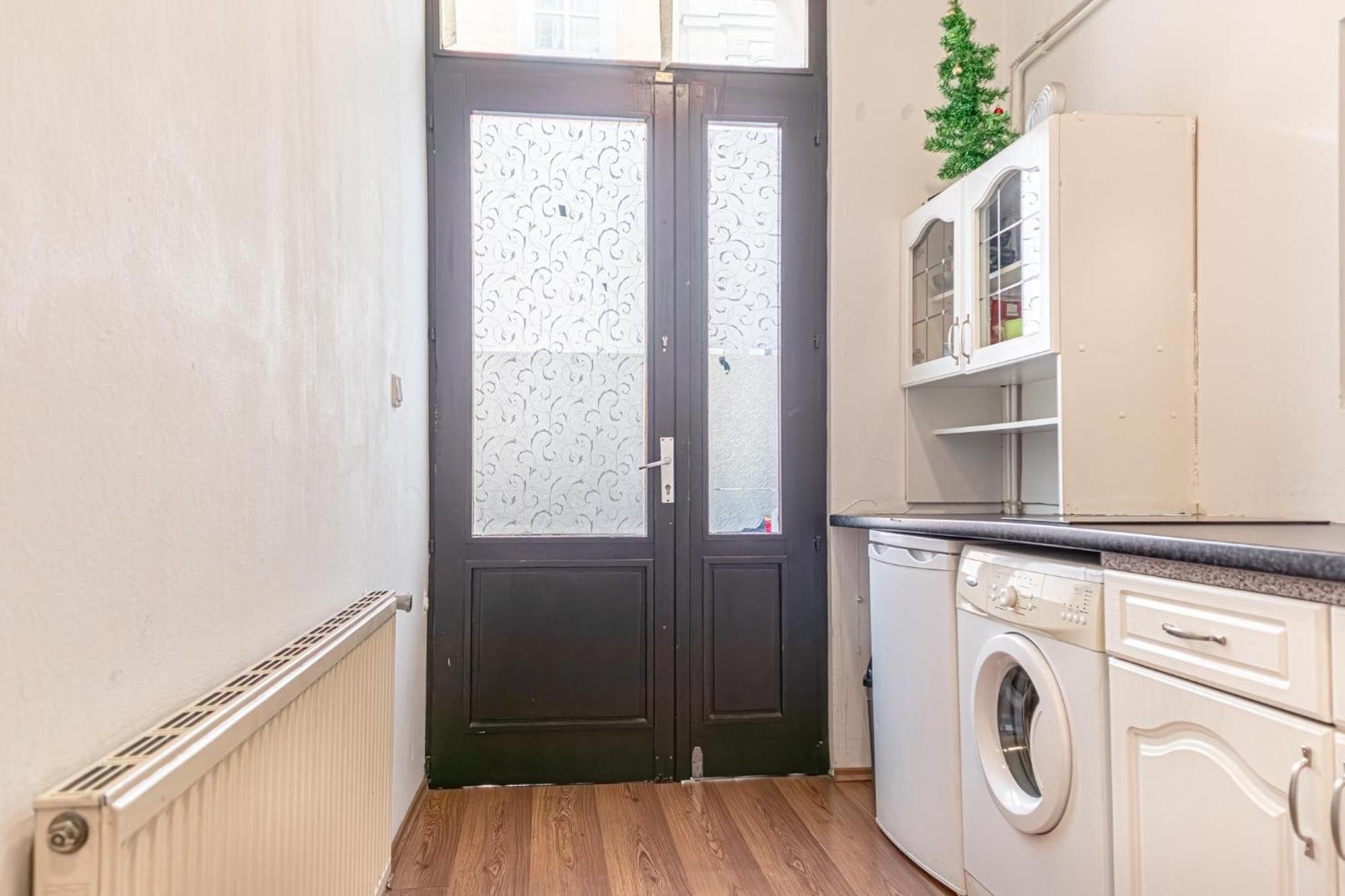 Modern 1Br Apart- Suitable For Longstays Вена Экстерьер фото